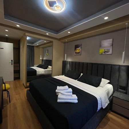 Peaky Hotel Драч Екстериор снимка